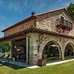 Villa Casona Fresnos, Con Piscina *