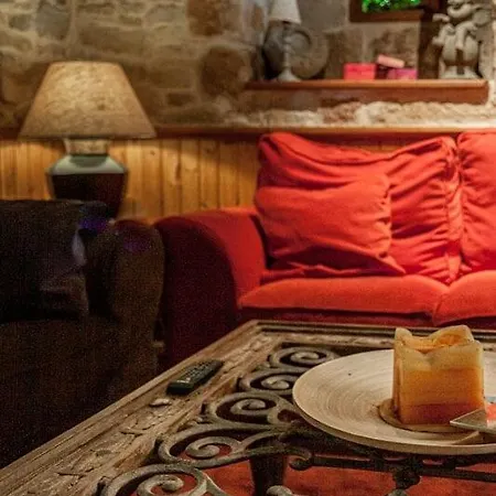 Casona Fresnos, Con Piscina 别墅
