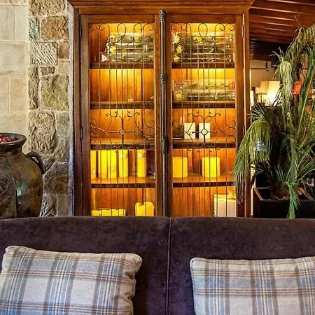 Villa Casona Fresnos, Con Piscina Entrambasaguas (Entrambasaguas)