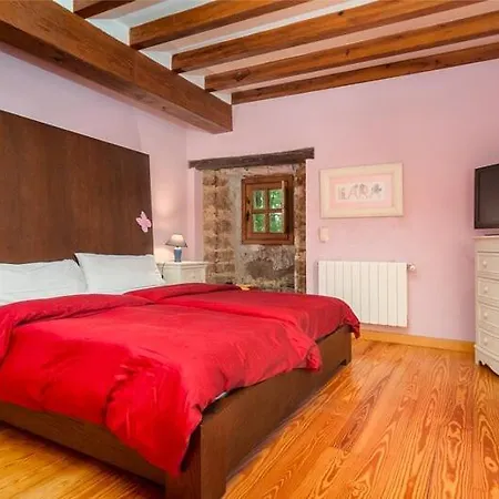 Casona Fresnos, Con Piscina Villa *