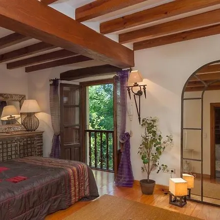 Villa Casona Fresnos, Con Piscina *
