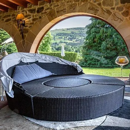 Casona Fresnos, Con Piscina *