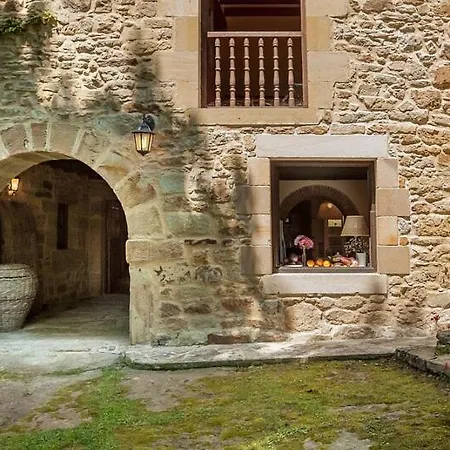 Casona Fresnos, Con Piscina