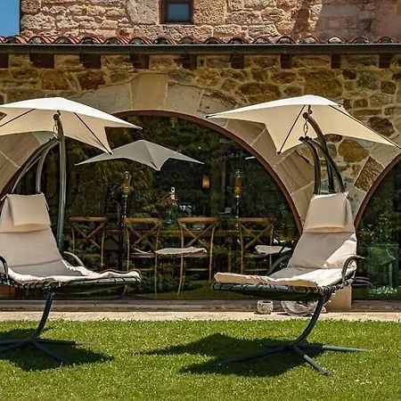 Villa Casona Fresnos, Con Piscina