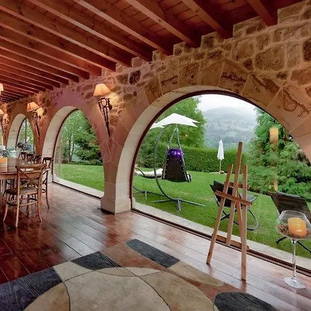 Casona Fresnos, Con Piscina Entrambasaguas (Entrambasaguas)