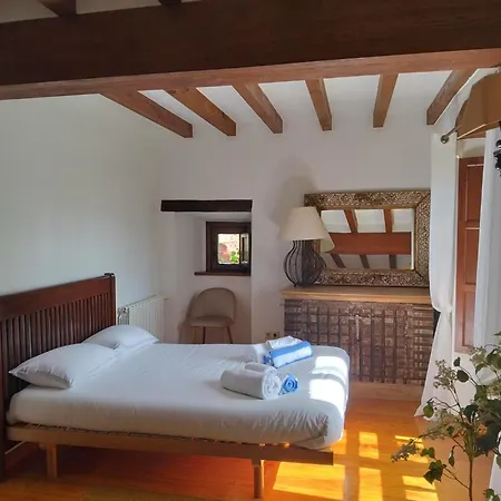 Villa Casona Fresnos, Con Piscina