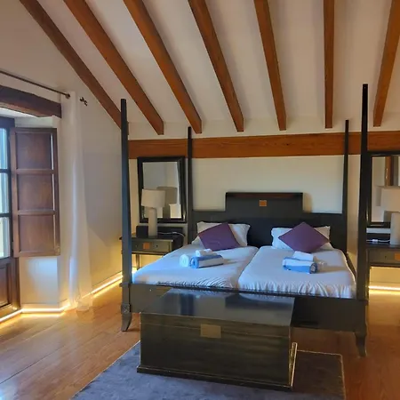 Villa Casona Fresnos, Con Piscina *