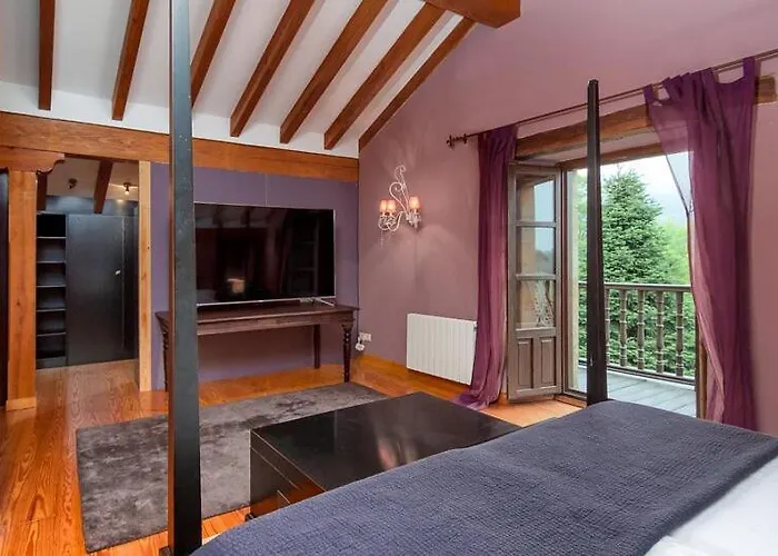 Casona Fresnos, Con Piscina