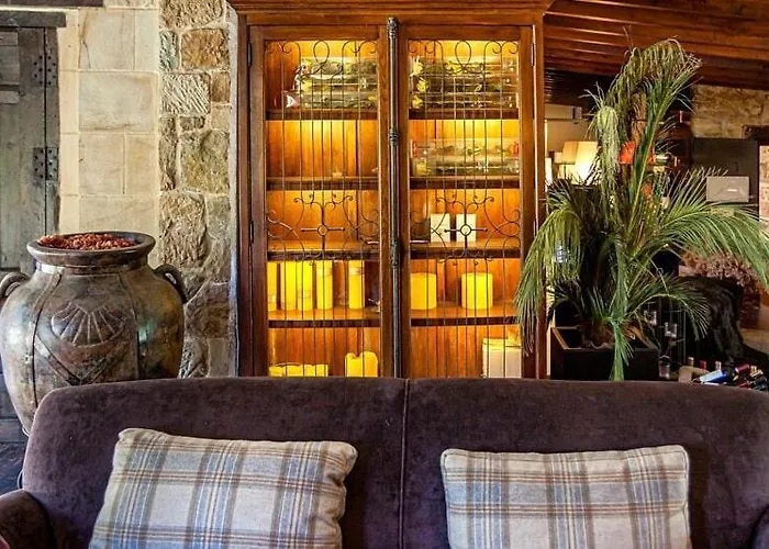 Villa Casona Fresnos, Con Piscina Entrambasaguas (Entrambasaguas)