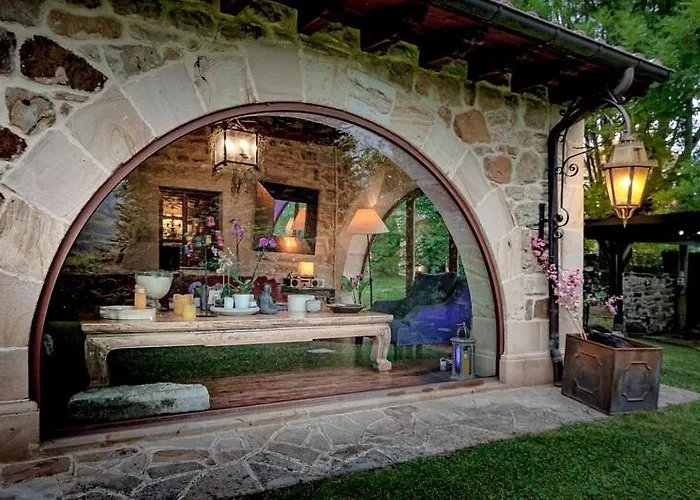 Casona Fresnos, Con Piscina Villa *