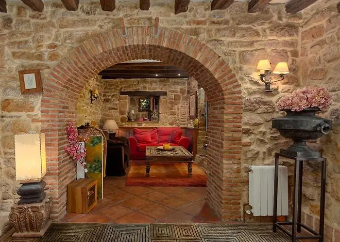 Villa Casona Fresnos, Con Piscina Entrambasaguas (Entrambasaguas)