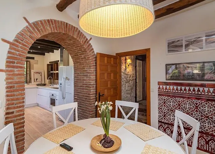 Villa Casona Fresnos, Con Piscina *