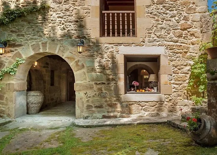 Casona Fresnos, Con Piscina