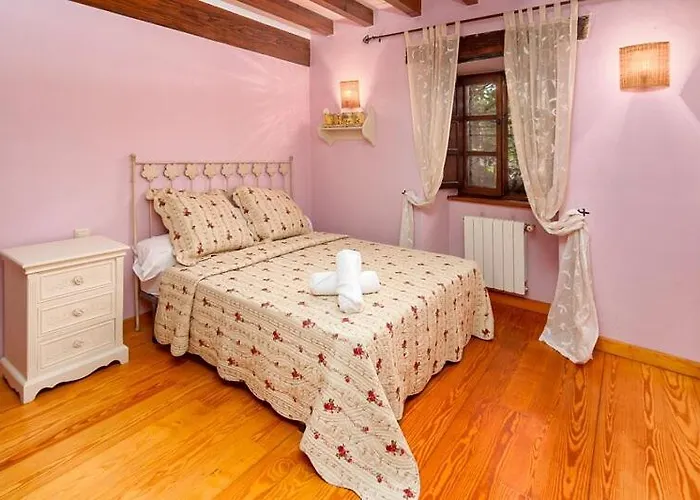 Villa Casona Fresnos, Con Piscina