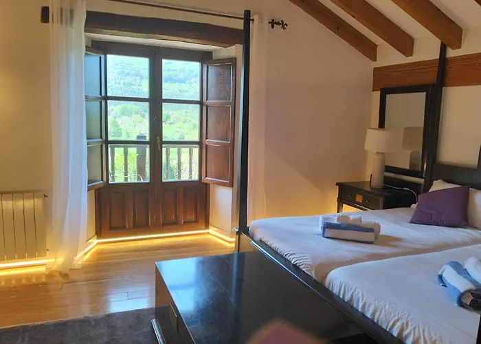 Casona Fresnos, Con Piscina Villa