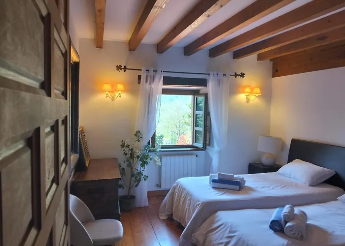 Casona Fresnos, Con Piscina Entrambasaguas (Entrambasaguas)