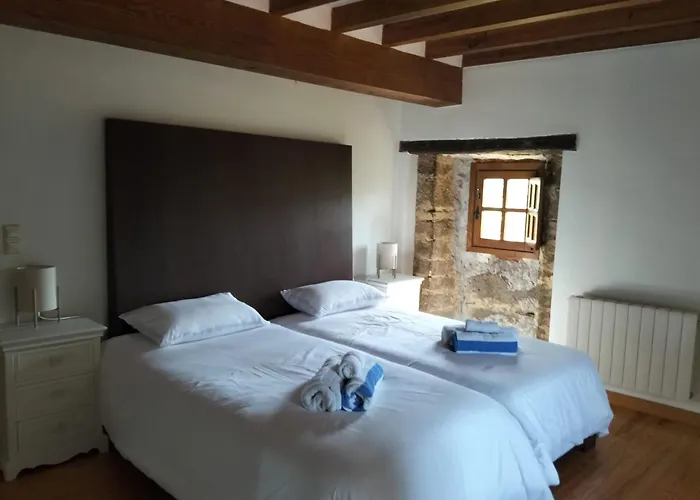 Casona Fresnos, Con Piscina Villa *